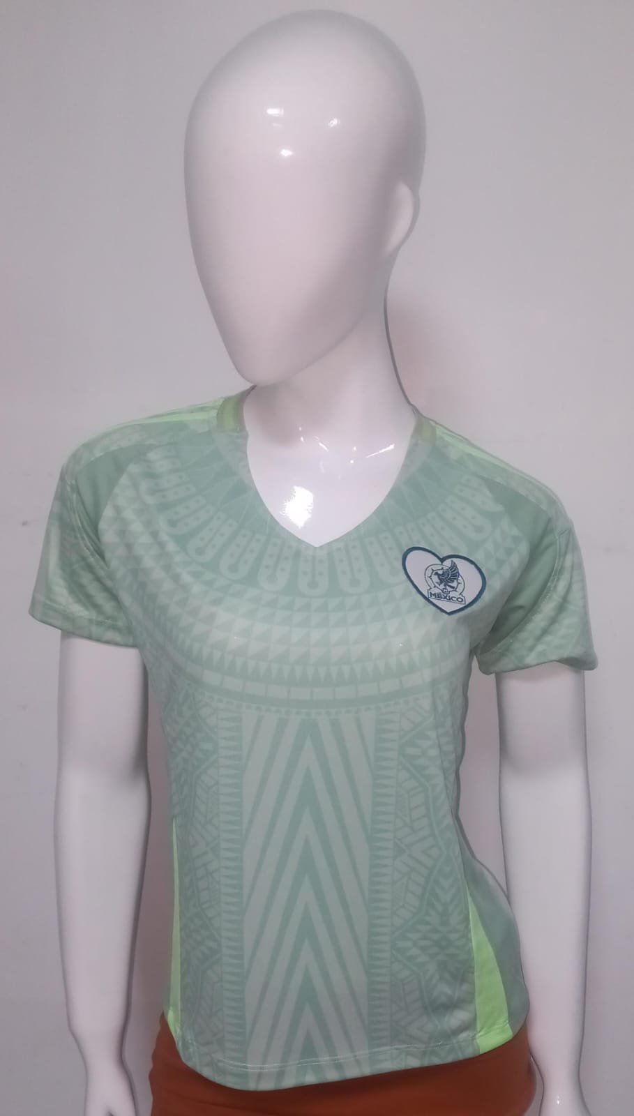 CAMISETA DE MUJER MEXICO VERDE /NEGRO Y VERDE ENTERO 2026
